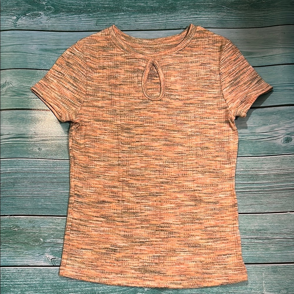 SO Women's Short Sleeve Knit Top - Orange and Gray